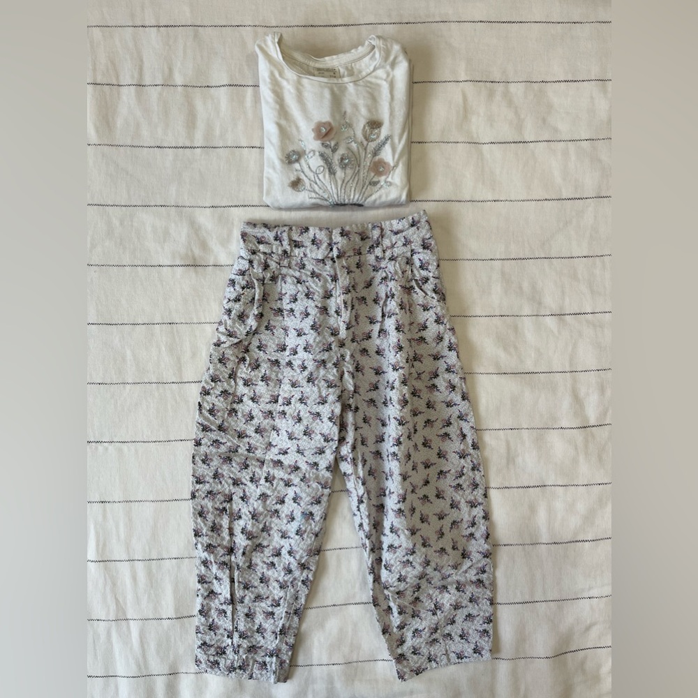 Zara tapered balloon floral pants. Size 6